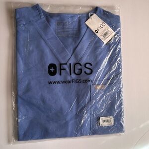 Men Figs Scrub Top Size M NWT